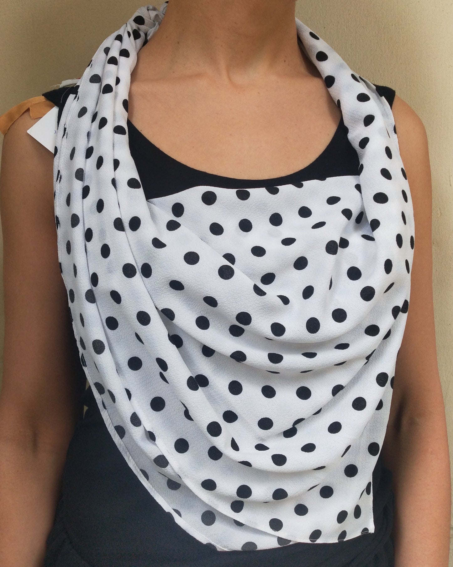 Polka dots scarf